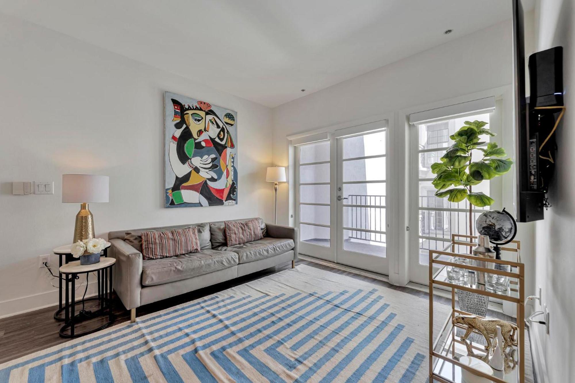 7 Large Down Town Santa Monica Apartment Лос-Анджелес Экстерьер фото